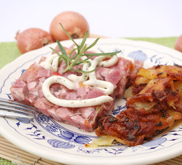 sülze mit bratkartoffeln