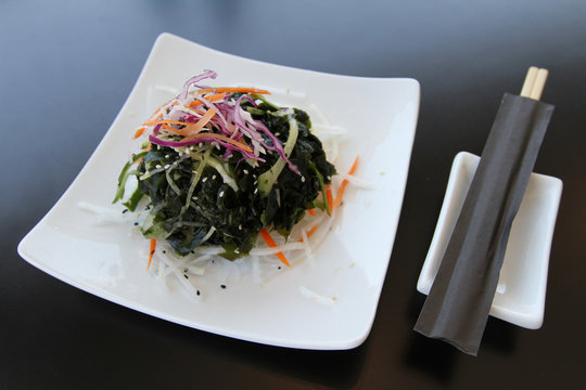 seaweed  salad, Japanese Cuisine - Chuka