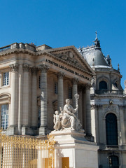 Fototapeta na wymiar Muzeum Historii Francji i pałacowej kaplicy, Wersal