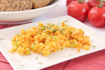 Couscous mit Frühlingszwiebeln