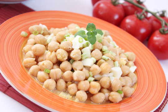 Erbsensalat bilder – Bläddra bland 179 stockfoton, vektorer och videor ... Erbsensalat bilder – Bläddra bland 179 stockfoton, vektorer och videor ...