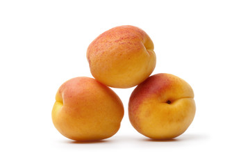 Fototapeta na wymiar Whole organic apricots