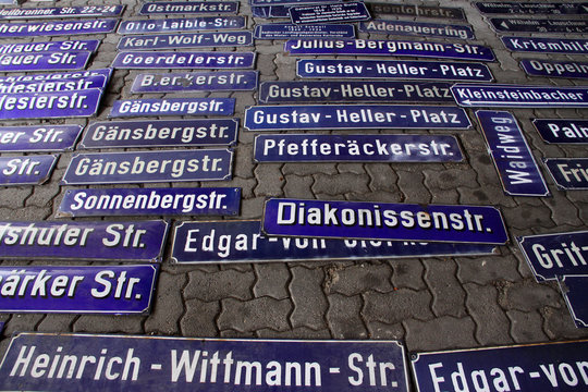 Stra&szlig;ennamen
