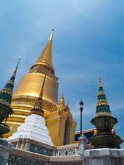 Fototapeta premium Phra Sri Ratana Chedi