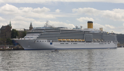 Cruise ship