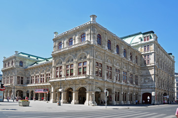 Fototapeta na wymiar Opera Wiedeń - Staatsoper