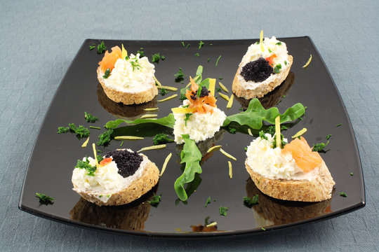 Crostini misti