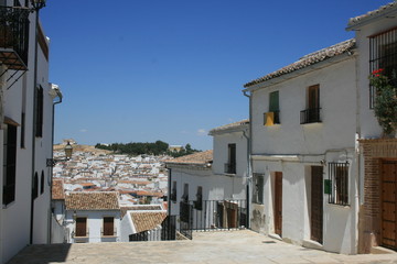Antequera vista desde una de sus calles