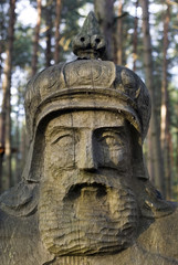 Fototapeta na wymiar Wooden monument of king