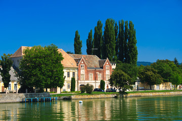 Obraz premium house with lake