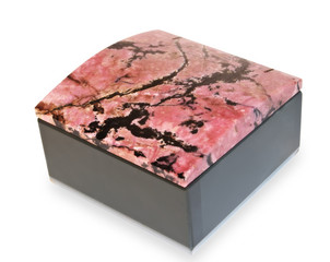 Closed casket trinket made of onyx.