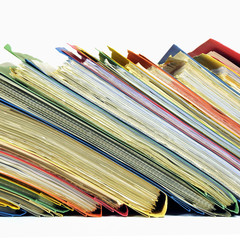 Farbige Papierschnellhefter