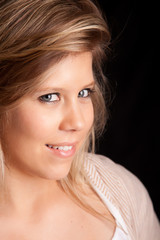 Fototapeta premium Young casual woman portrait