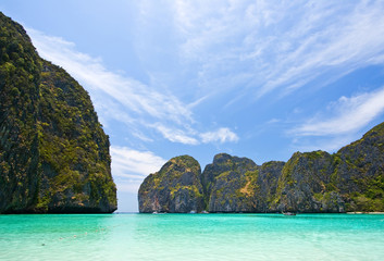 Fototapeta premium Nobody in Maya Bay PhiPhi Island Phuket Thailand