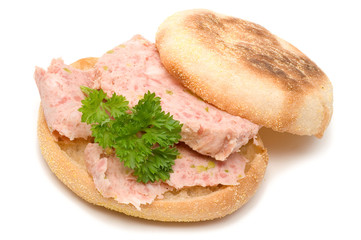 Belegtes Brötchen mit Jagdwurst