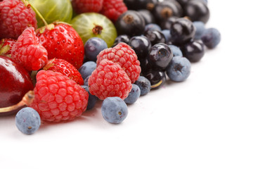 different kinds of berries