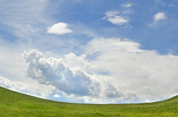 Bizarre cloud over the slope