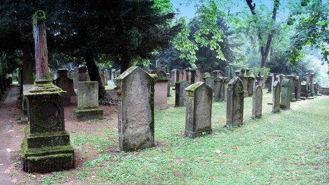 Hoppenlaufriedhof