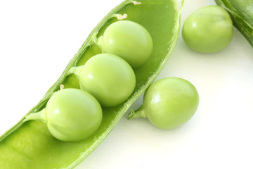 Green pea in pod