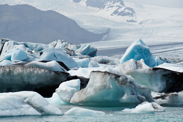 Icebergs in Icelands Jökulsarlon Bay