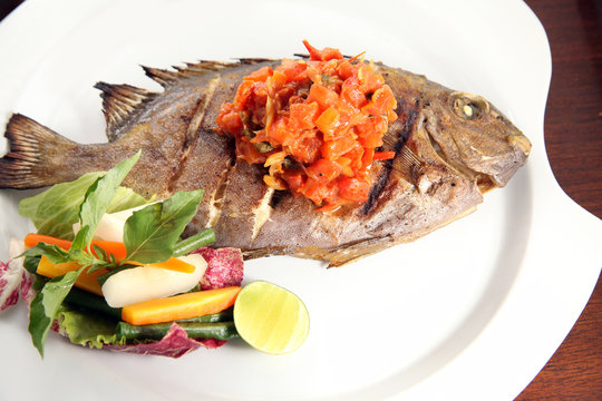 grilled fish food portion