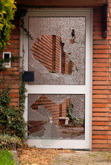 Brokern glass in the door