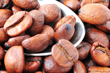 coffee on a dessert spoon