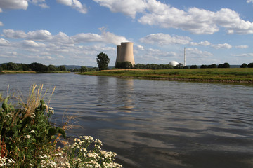Kernkraftwerk an der Weser © Antje Lindert-Rottke