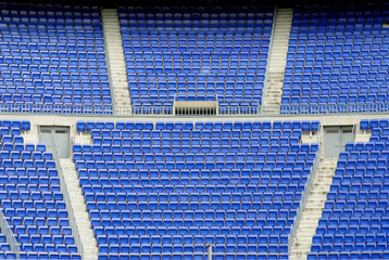 Asientos en esquina de estadio