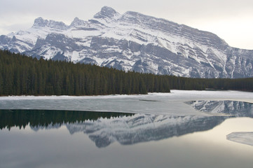 Fototapeta na wymiar Winter Lake Reflection