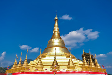 Fototapeta premium The Shwedagon Pagoda