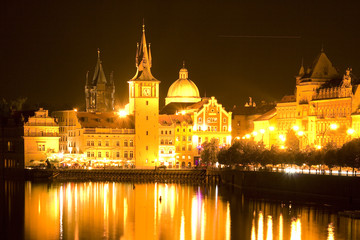 Fototapeta na wymiar The night View on Prague Old Town
