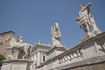 Fototapeta na wymiar Roma, Campidoglio, i Dioscuri e la statua di Costantino