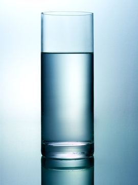 Wasserglas 9