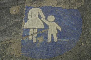 Verkehrszeichen Mutter mit Kind