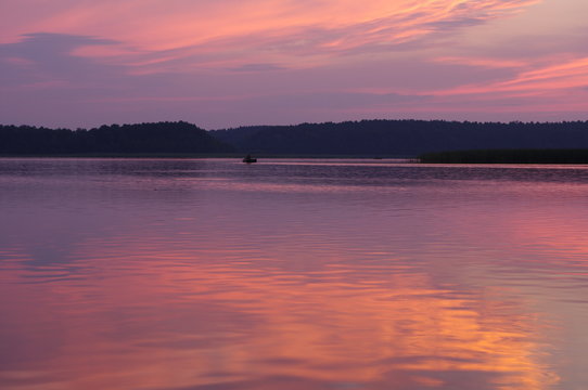 Wschód słońca nad jeziorem © bnorbert3