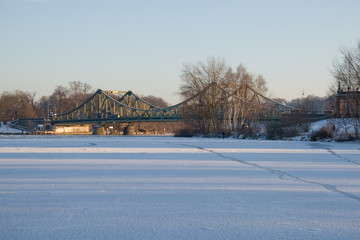 Glienicker Br&uuml;cke im Eis