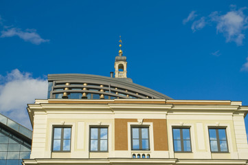 Fototapeta na wymiar throught building in old Riga