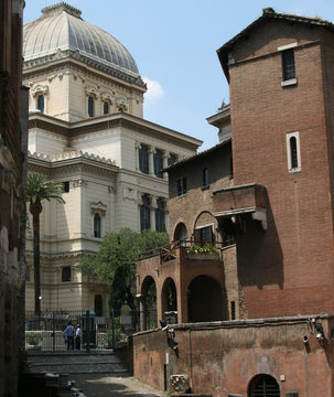 Roma, Teatro Marcello E Sinagoga