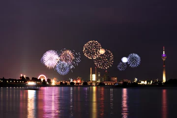 Feuerwerk Düsseldorf Kirmes 240710 © Max40547