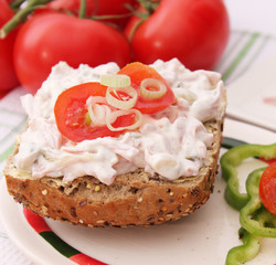 Fleischsalatbrötchen