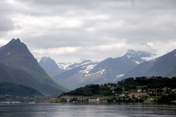 Fototapeta na wymiar Reflections in Stryn Lake, Norway