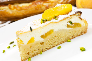 Stück Aprikosenkuchen