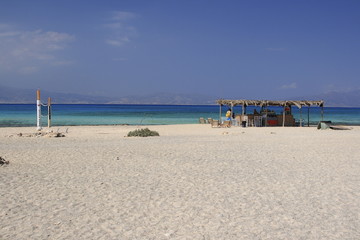 spiaggia krissi island