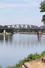 Obraz premium fiume po e ponte