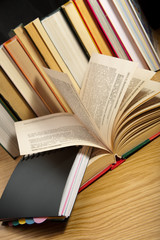 Naklejka premium Opened book