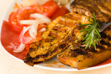 Grill,Geflügel und Bauchspeck