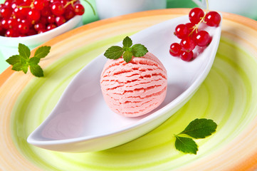 eisdessert