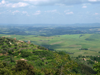 Fototapeta na wymiar Na wzgórzach wokół Montalcino, Toskania, Włochy
