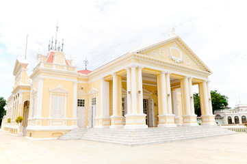 Fototapeta na wymiar Royal palace